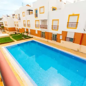  Apartment Quinta Da Gomeira By Algartur